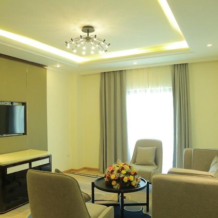 Check Inn Hotel Аддис-Абеба Экстерьер фото
